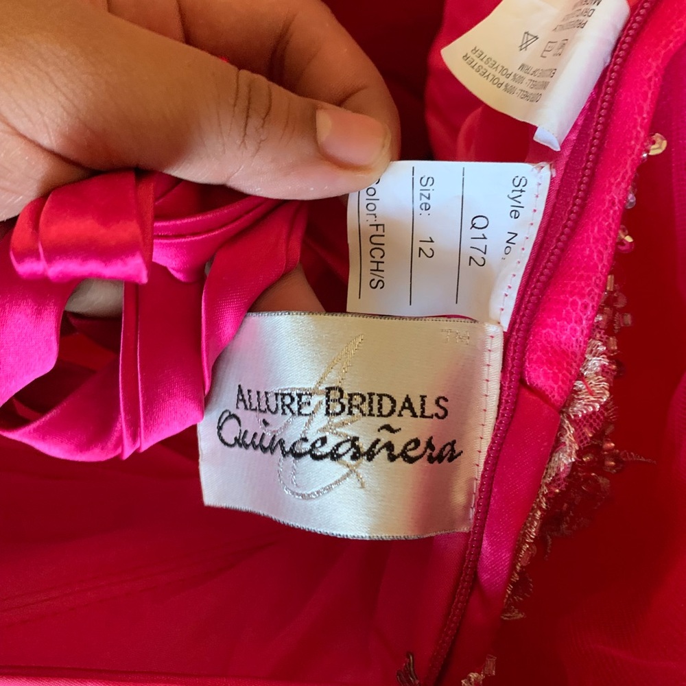 Quince Dress - Picture 5 of 6